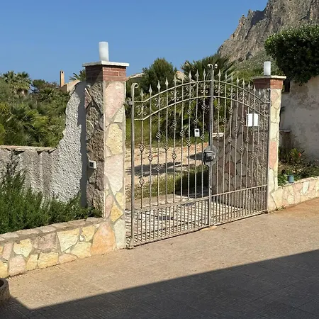 Enza - Fronte Mare Custonaci