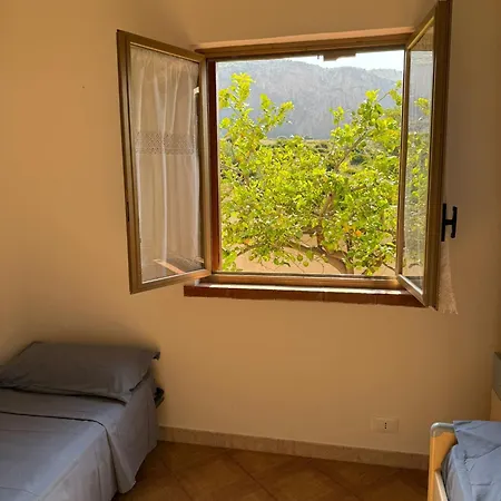 Enza - Fronte Mare Villa *